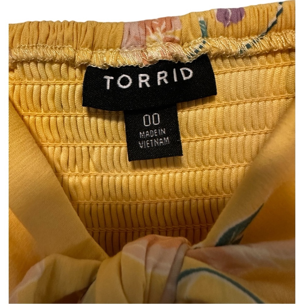 Torrid Yellow Floral Sundress | Size 00 | Bow Front Fit & Flare - Picture 3 of 5
